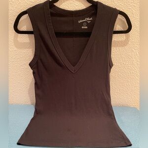 Universal Thread Deep V-Neck Black Tank Top